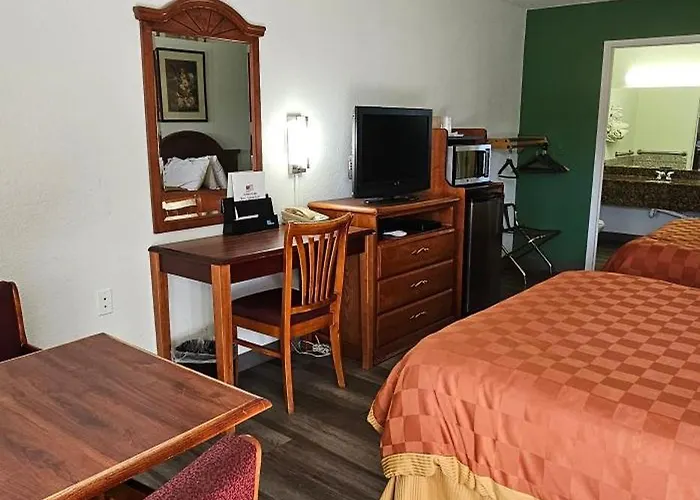 Travel & 2* Springerville