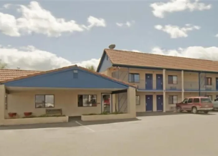 Travel & Motel