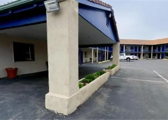 Motel Travel &